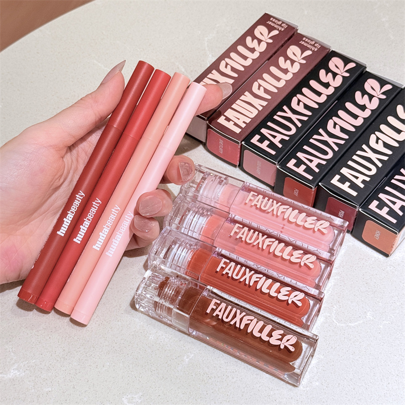 Huda Beauty Dudak Kontür Boyas - Beauty Kiss Makeup incelemesi ve fiyatı