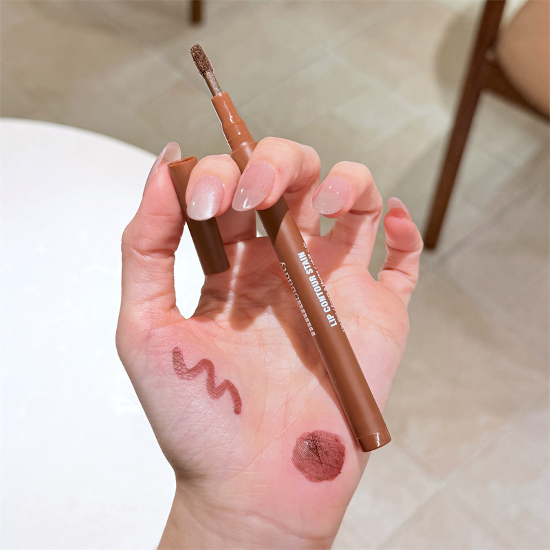 Huda Beauty Dudak Kontür Boyas - Beauty Kiss Makeup incelemesi ve fiyatı